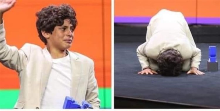 طه دسوقي يهدي جائزته لـ عمر شريف.. والطفل يسجد باكيًا