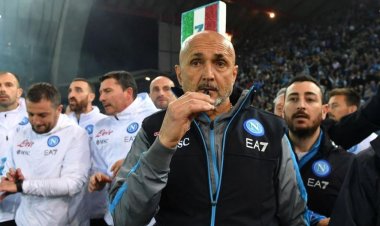 بطل الاسكوديتو.. سباليتي أفضل مدرب في الدوري الإيطالي