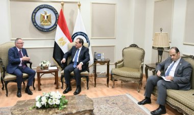 وزير البترول يستقبل سفير التشيك لبحث فرص التعاون بين البلدين