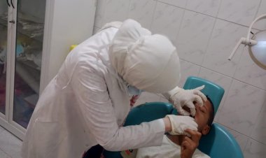 الكشف على 887 مواطن في قافلة طبية مجانية بنجع حمادي ضمن «حياة كريمة»