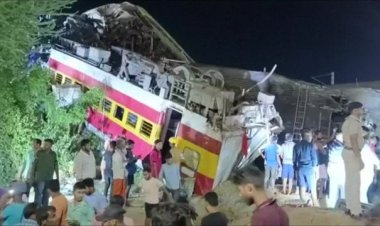 عاجل.. مقتل 207 شخصًا وإصابة 900 آخرون في تصادم قطارين شرق الهند