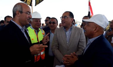 «مدبولي»  يتابع معدلات تنفيذ عدد من المشروعات الجاري تنفيذها بمينائي الإسكندرية والدخيلة
