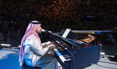 حسين الجسمي يرسم لوحة فرح أسطورية مع الجمهور الأردني بالمدرج الروماني