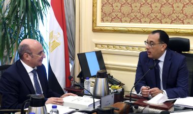رئيس الوزراء يتابع مع وزير العدل تنفيذ قرارات «الأعلى للاستثمار»
