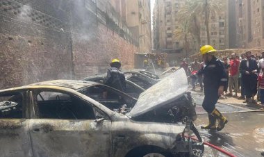 شاهد اللحظات الأولى لحريق 7 سيارات داخل جراج بالجيزة (صور)
