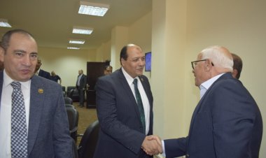 «لجنة الصناعة بالنواب» تشيد بجهود محافظة بورسعيد فى الإرتقاء بالمنطقة الصناعية