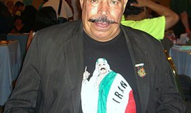 وفاة نجم المصارعة الشهير «آيرون شيخ» عن عمر يناهز 81 عاما