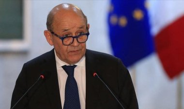 شارك في حكومة «ميتران».. من هو جان إيف لورديان مبعوث فرنسا إلى لبنان؟