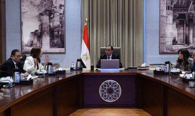 رئيس الوزراء يستعرض الموقف التنفيذي للبرنامج الوطني للإصلاحات الهيكلية
