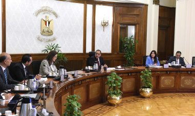 مدبولي يُتابع موقف طرح عدد من الأصول العقارية بالعاصمة الإدارية والعلمين الجديدة للقطاع الخاص