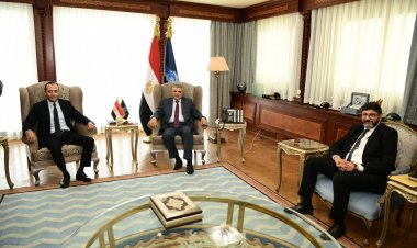 الفريق أسامة ربيع: نستهدف تنويع مصادر الدخل وتعزيز الجهود التنموية بمنطقة القناة