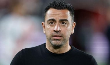 تشافي: ميسي لم يعد يرغب في الضغوطات.. ولم نفكر في نيمار