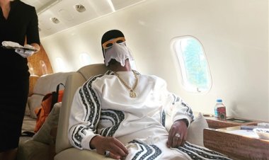 ظهور غريب لمحمد رمضان في رومانيا يثير الجدل