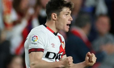 مدافعه السابق.. ريال مدريد يعلن أولى صفقاته الصيفية