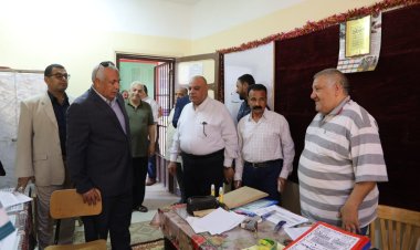 محافظ الوادي الجديد يتابع جاهزية لجان امتحانات الثانوية العامة