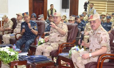 رئيس الأركان يشهد تنفيذ مشروع مراكز القيادة التعبوى لـ الأسطول الجنوبى أحد أسطولى القوات البحرية