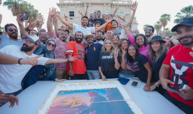 تامر حسني لفريق فيلمه الجديد «تاج»: «ربنا هيكرمنا بسبب تعبنا الخارق»