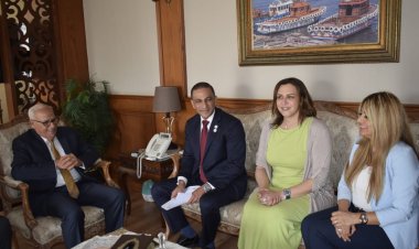 محافظ بورسعيد يستعرض التنسيقات اللازمة لإقامة ندوة "اسبقني بخطوة"