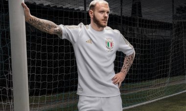 قميص جديد للآتزوري في دوري الأمم الأوروبية