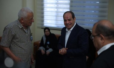 الرئيس السيسى يتفقد دار مسنين الأبعادية فى البحيرة .. ويطمئن على النزلاء