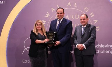 تكريم «رئيس هيئة الرعاية الصحية» بجائزة الإنجاز المؤسسي للقيادة الاستثنائية