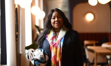 «أريد قضاء مزيد من الوقت مع عائلتي».. فاطمة سامورا ترحل عن الفيفا