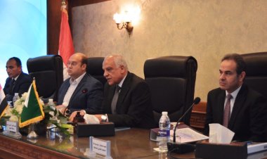 محافظ الجيزة يوافق على ٦ مشروعات خدمية بنطاق مراكز ومدن المحافظة