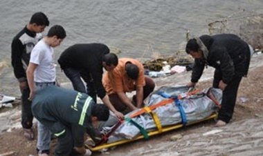 انتشال جثة شخص فى حالة تعفن من نهر النيل بمنطقة البدرشين 
