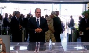 الرئيس السيسي يستمع لشرح تفصيلى عن تشغيل محطة «تحيا مصر» متعددة الأغراض