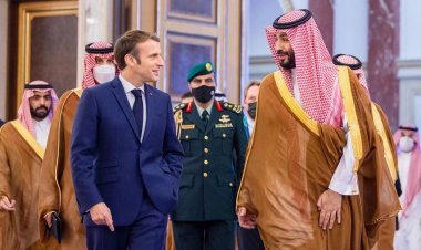 فرنسا تطلب وساطة السعودية لإنهاء الحرب الروسية الأوكرانية