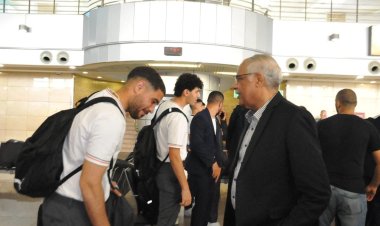 قبل السفر إلى الرباط.. جمال علام يحفز بعثة المنتخب الأولمبي بمطار القاهرة