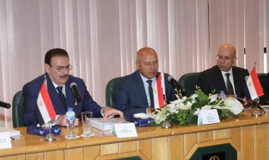 وزير النقل يترأس الجمعية العامة لشركة الملاحة الوطنية