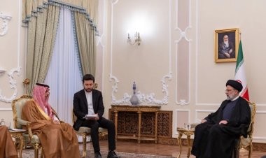 الرئيس الإيراني يستقبل وزير الخارجية السعودي بقصره