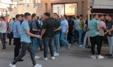 طلاب الثانوية العامة... امتحان اللغة العربية سهل وفي مستوى الطالب المتوسط