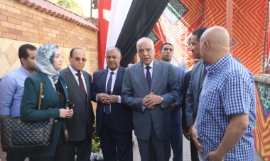 محافظ الجيزة يتفقد امتحانات الثانوية العامة بمدارس الأورمان بالدقي والعجوزة
