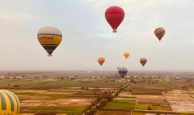 عودة تحليق رحلات البالون الطائر بالأقصرعقب توقف