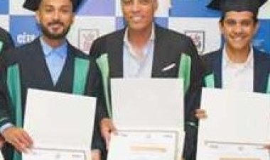 من «فيفا».. وليد سليمان وخالد بيبو يحصلان على دبلومة الإدارة الرياضية