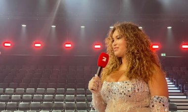 فتاة بدينة تحصل على لقب أفضل عارضة أزياء لأول مرة في التاريخ