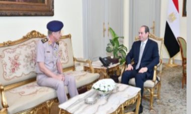 عاجل.. الرئيس السيسي يستقبل وزير الدفاع والإنتاج الحربي