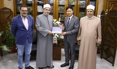 سفير بروناي بالقاهرة يشيد بجهود الأزهر الشريف في نشر الوسطية والاعتدال في العالم
