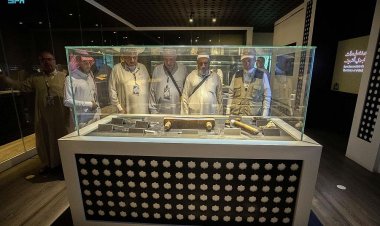 رئيس شؤون الحرمين يدشن معرض «نوادر مخطوطات المسجد النبوي»