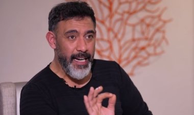 عمرو مصطفى عن الأغاني التي تحقق ملايين المشاهدات في ساعات: «كله كذب»