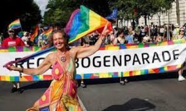 الشرطة النمساوية تعتقل 3 أشخاص متطرفون إسلاميون لمهاجمة مسيرة فخر المثليين السنوية