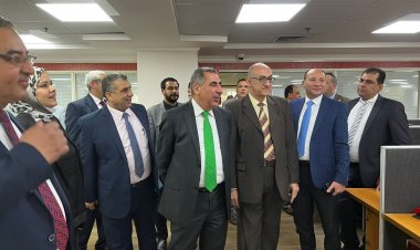«رئيس الضرائب» يقوم بجولة تفقدية لمراكز كبار ومتوسطي الممولين ومركز كبار ممولي المهن الحرة