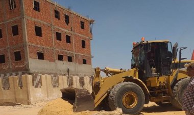 القبض على 3 أشخاص استولوا على حفار بمدينة بدر 