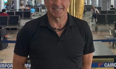 السويسري شميد يصل القاهرة لتولي مهام عمله بقطاع ناشئين الزمالك 