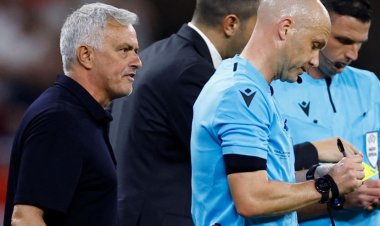 لتطاوله على الحكم.. «يويفا» يعاقب مورينيو بالإيقاف 4 مباريات