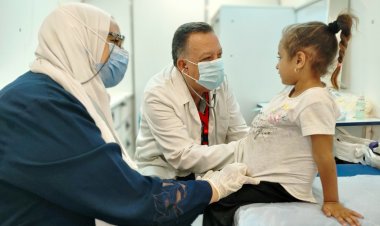 توقيع الكشف الطبي على «1847 حالة» خلال قافلة علاجية بالمنيا