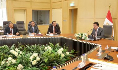 وزير الصحة يتابع تنفيذ إجراءات خطة التأمين الطبي لاحتفالات عيد الأضحى المبارك