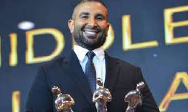 لن تصدق رد فعل أحمد سعد على سخرية سمية الخشاب من ملابسه